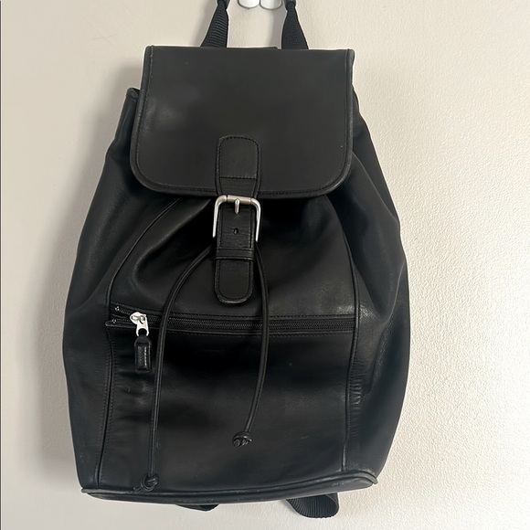 Vintage Coach 0529 Classic Black Leather Backpack - Picture 1 of 16
